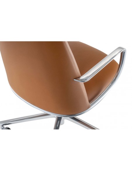Elinor 3755 office armchair by Pedrali | Avant Garde