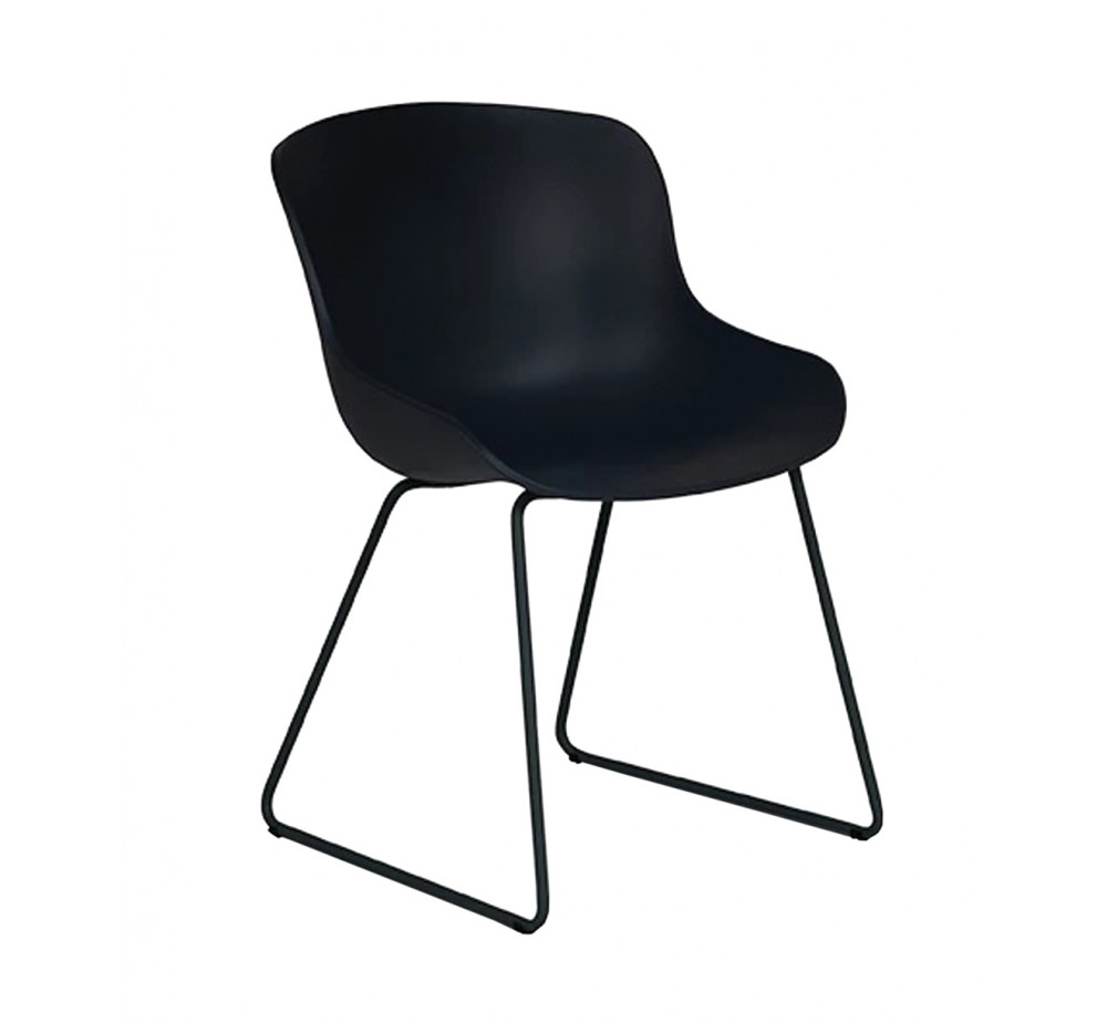 Globe-S sled chair by Papatya | Avant Garde