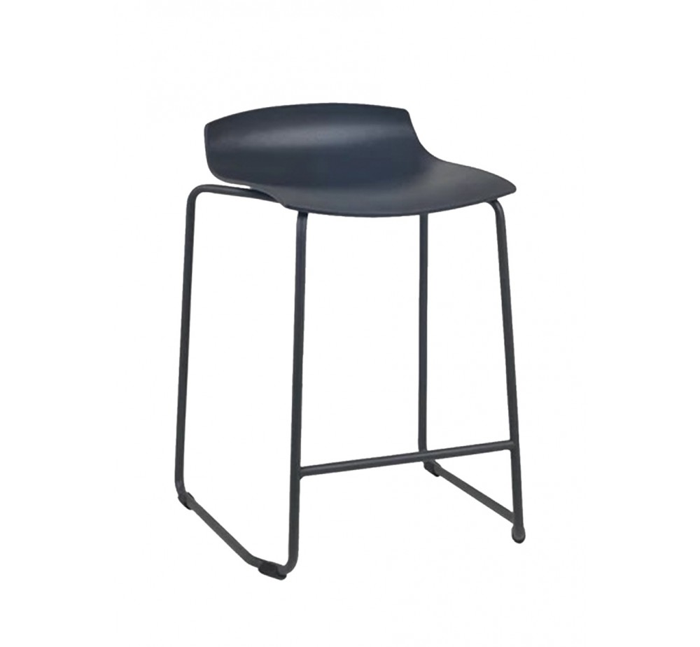 X-treme sled Pro stool by Papatya | Avant Garde