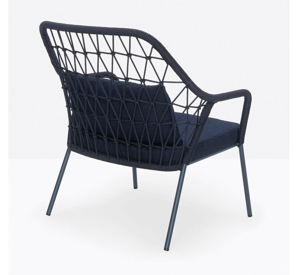 Panarea 3679 πολυθρόνα lounge by Pedrali | Avant Garde design