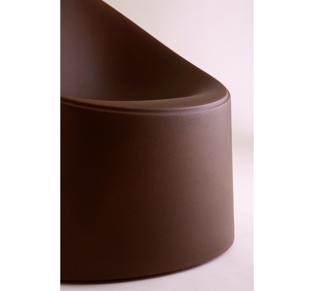 Bay lounge chair  LLDPE| Avant Garde design SA