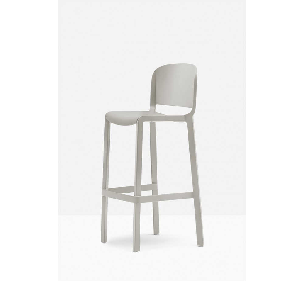 Dome 263 stool by Pedrali | Avant Garde