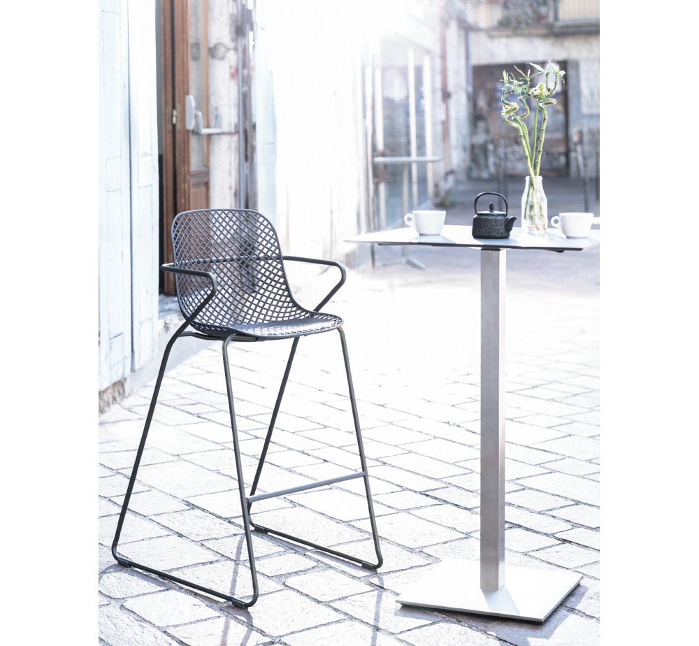 Ramatuelle bar stool by Grosfillex | Avant Garde exclusive agent
