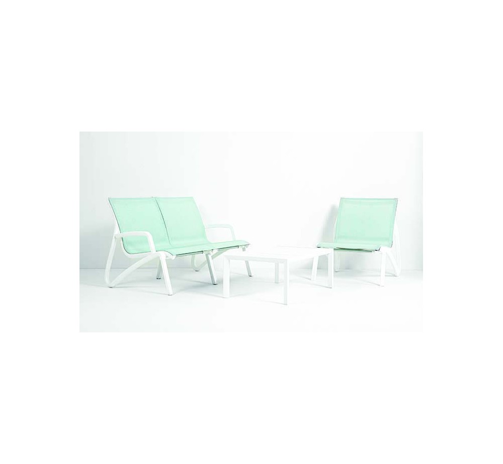 Sunset set with armrests by Grosfillex | Avant Garde - exclusive agent
