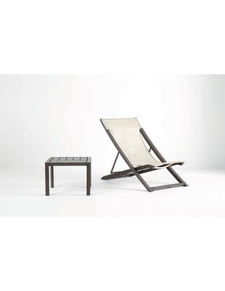 Sunset chaise longue by Grosfillex | Avant Garde - exclusive agent