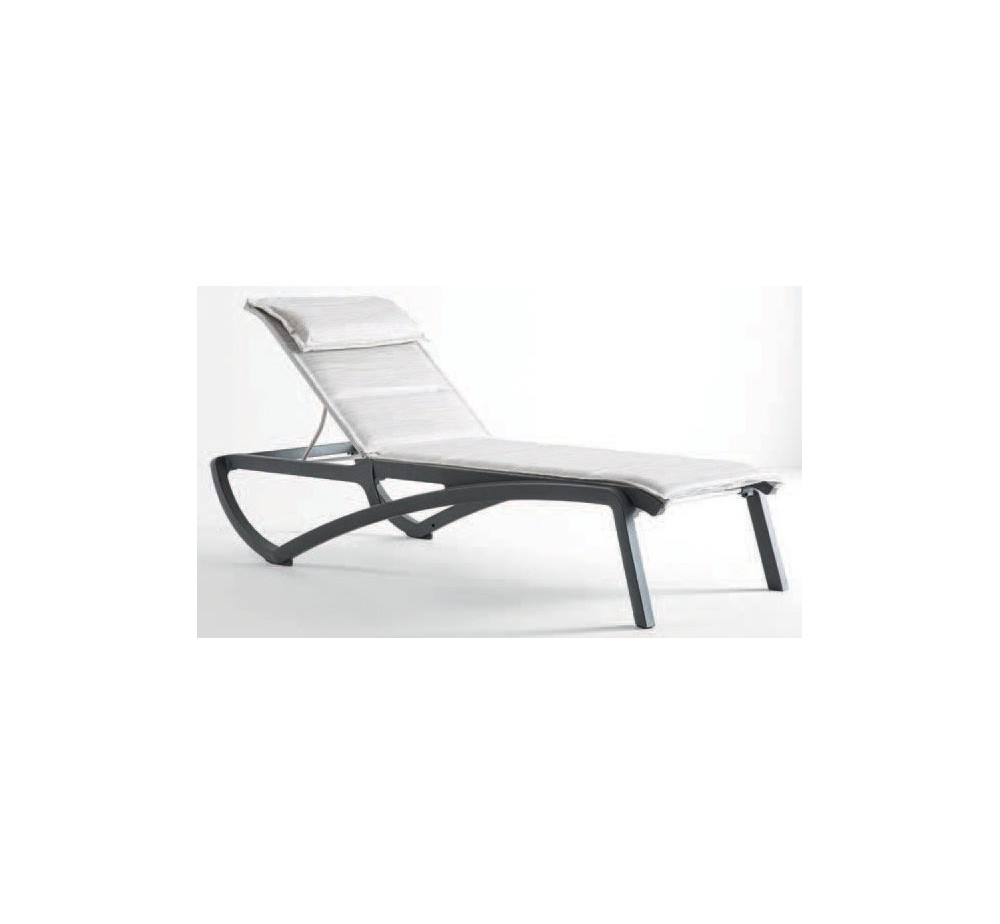 Sunset Confort sunlounger by Grosfillex | Avant Garde -exclusive agent