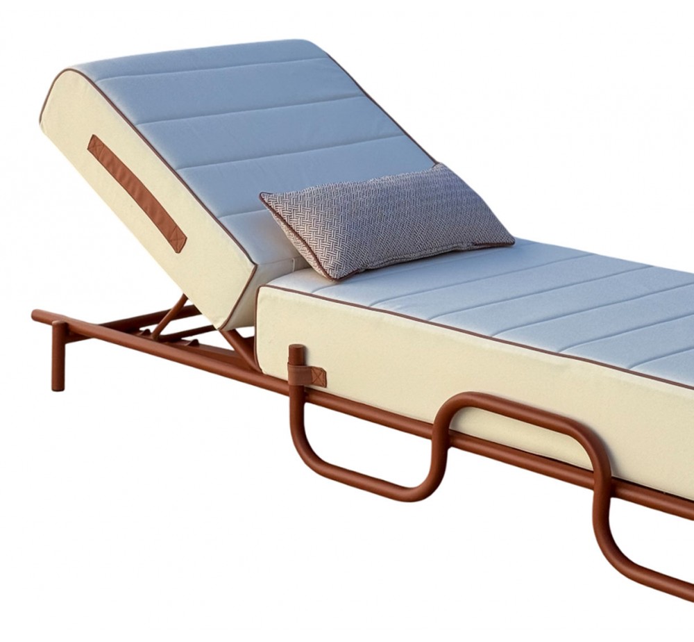 Cersei lounger with cushion - 2 years guarantee | Avant Garde
