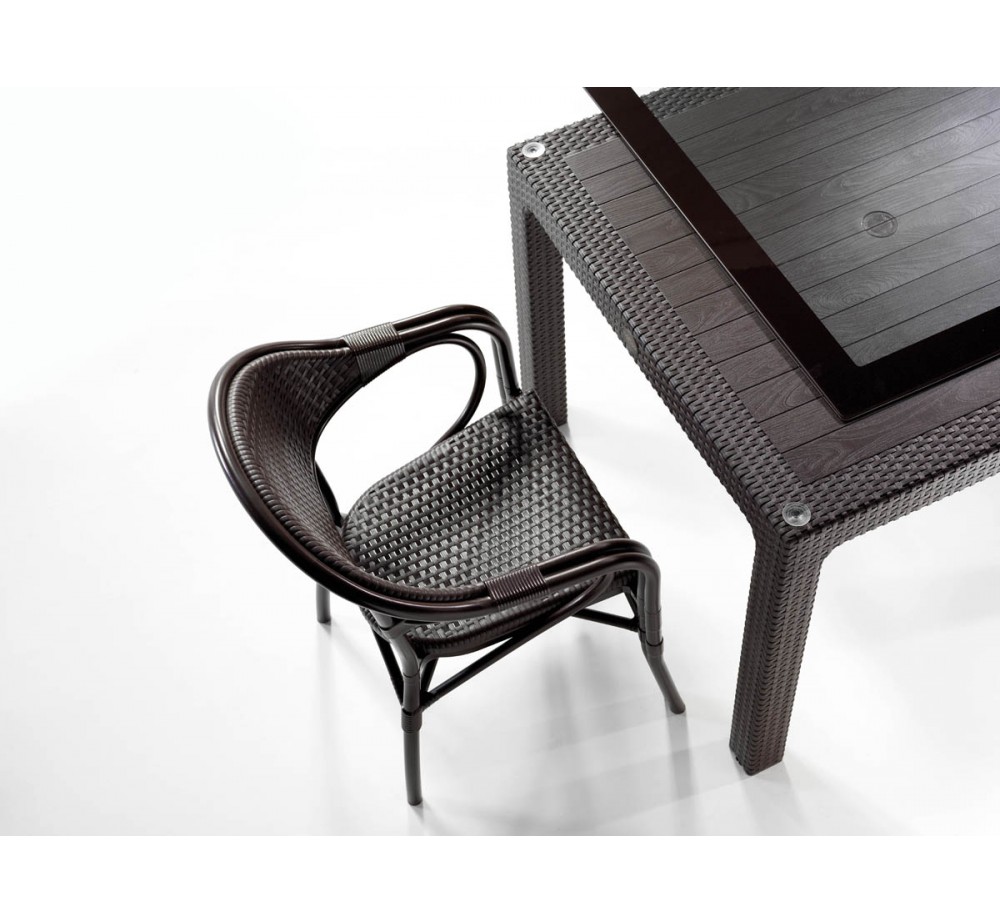 Defence 90 τραπέζι με τζάμι της Novussi | Avant Garde