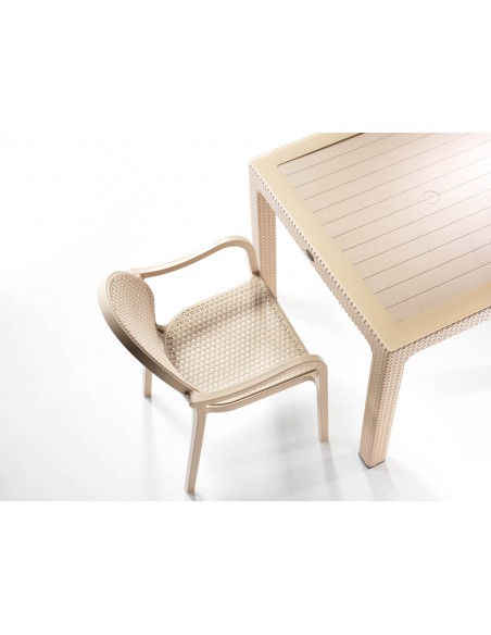Defence 90 τραπέζι με τζάμι της Novussi | Avant Garde