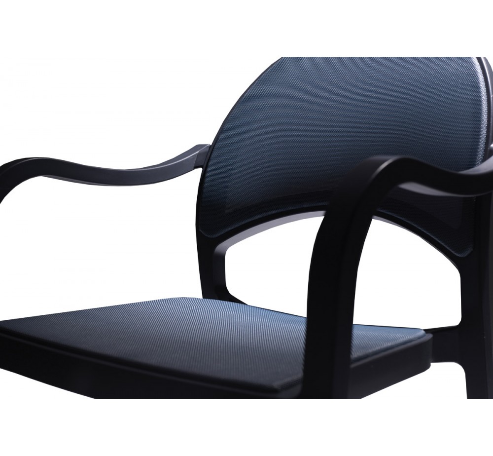 Florida armchair by Novussi | Avant Garde