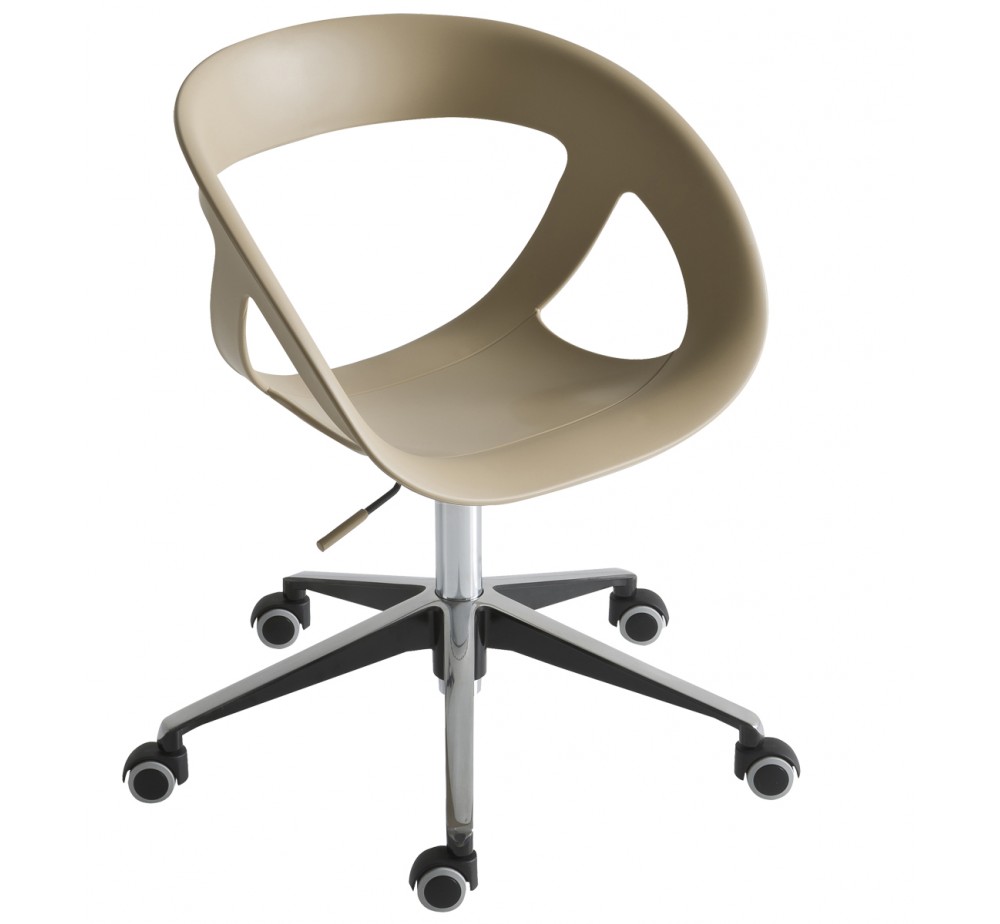 Moema 05R armchair
