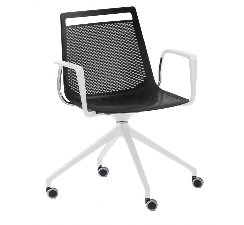 AKAMI UR BR armchair cod191/URBB by Gaber | Avant Garde