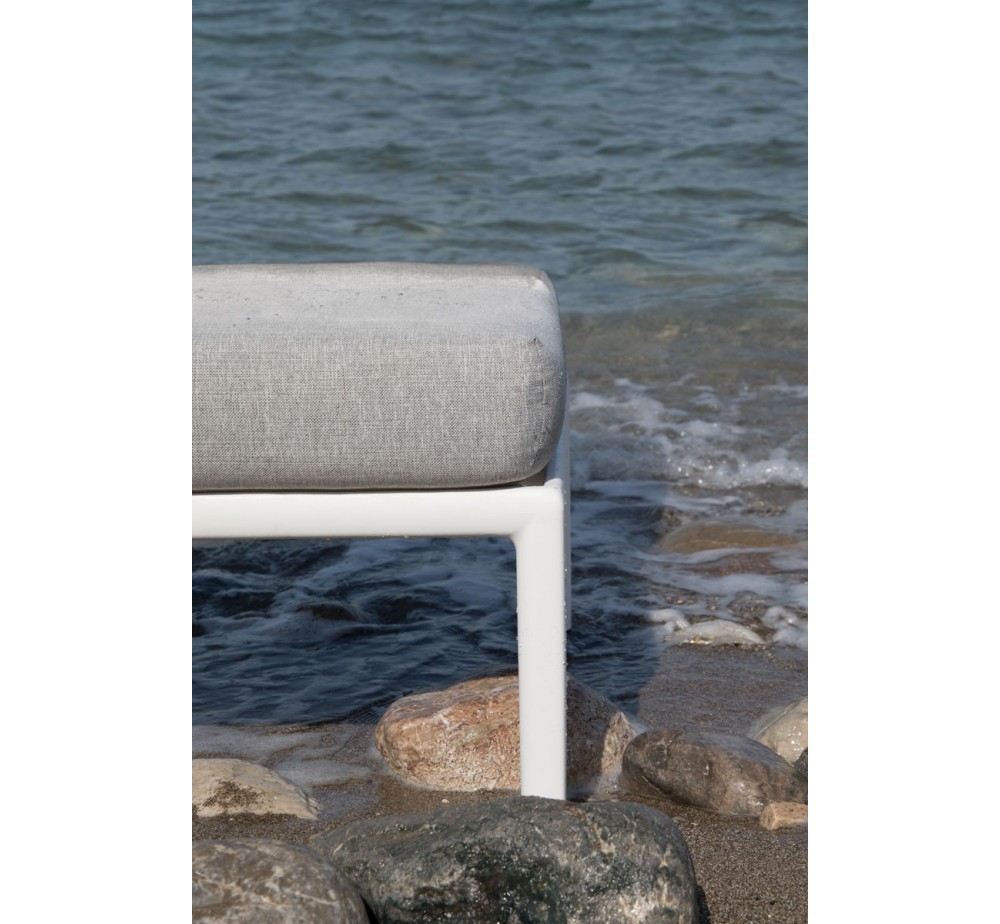 Garda stool by Novussi | Avant Garde