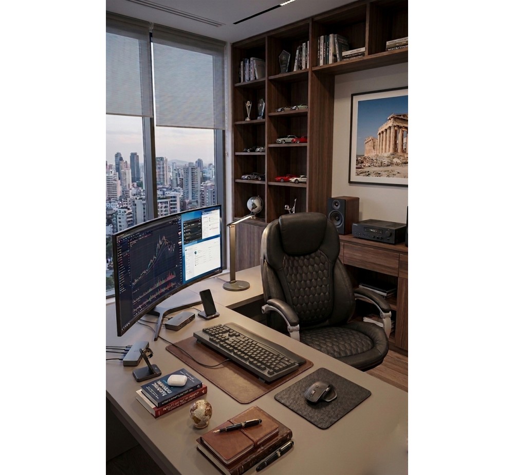 Luxy Upholstered Office Armchair | Avant Garde design SA