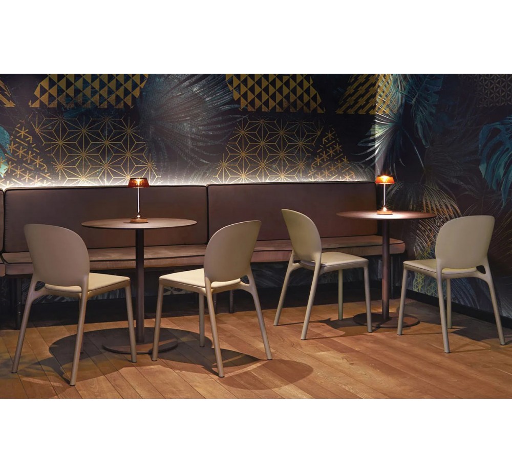Hug art.2381 chair by SCAB | Avant Garde