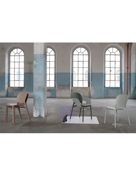 Hug art.2380 chair by SCAB | Avant Garde