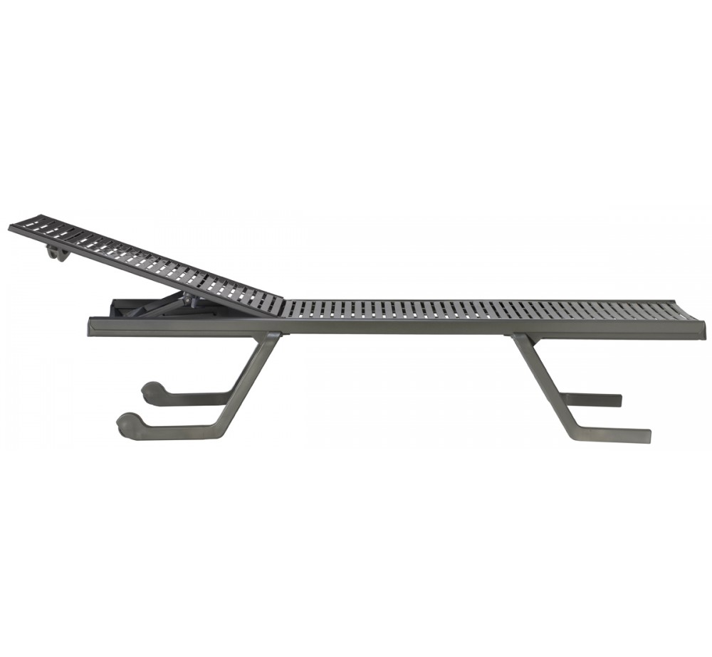 DOGE sunlounger by Gaber | Avant Garde