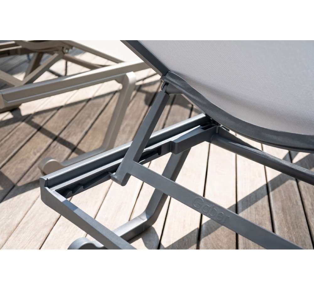 Podio sunlounger by Gaber | Avant Garde