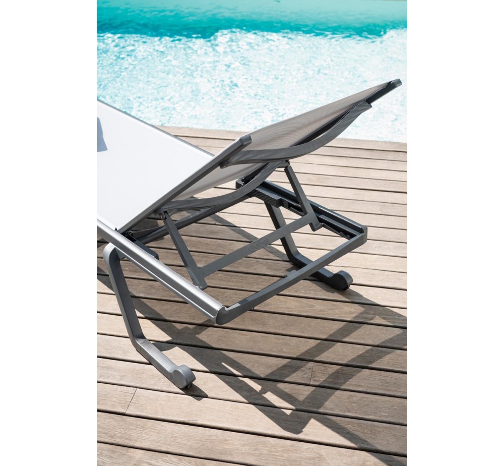 Podio sunlounger by Gaber | Avant Garde