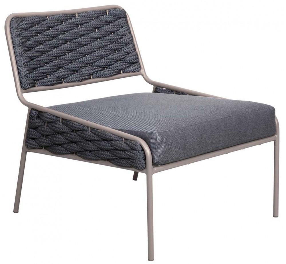 AVG322 lounge chair - 2 years guarantee | Avant Garde