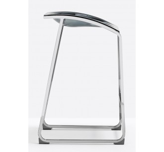 Arod 500 barstool by Pedrali | Avant Garde 2