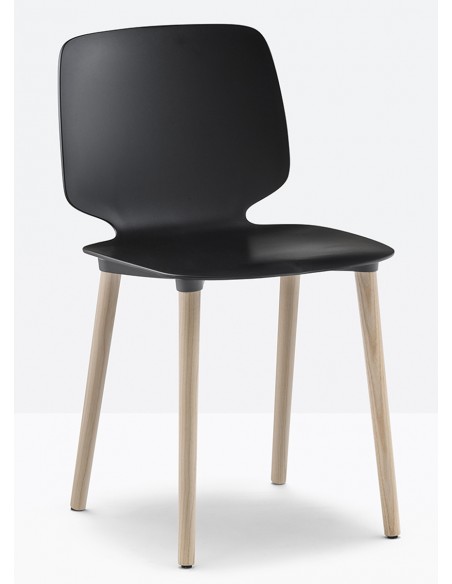 Babila 2750 chair by Pedrali | Avant Garde