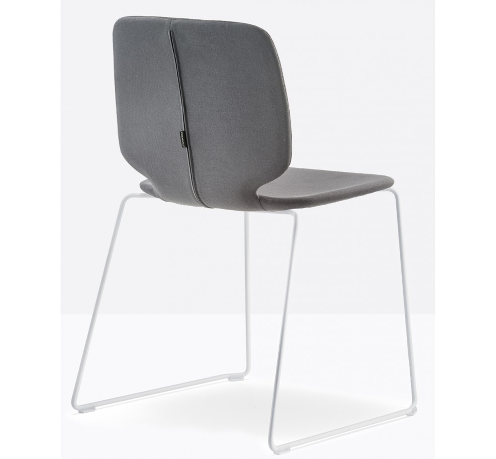 Babila 2741 chair by Pedrali | Avant Garde