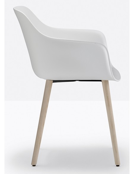 Babila XL 2754 armchair by Pedrali | Avant Garde