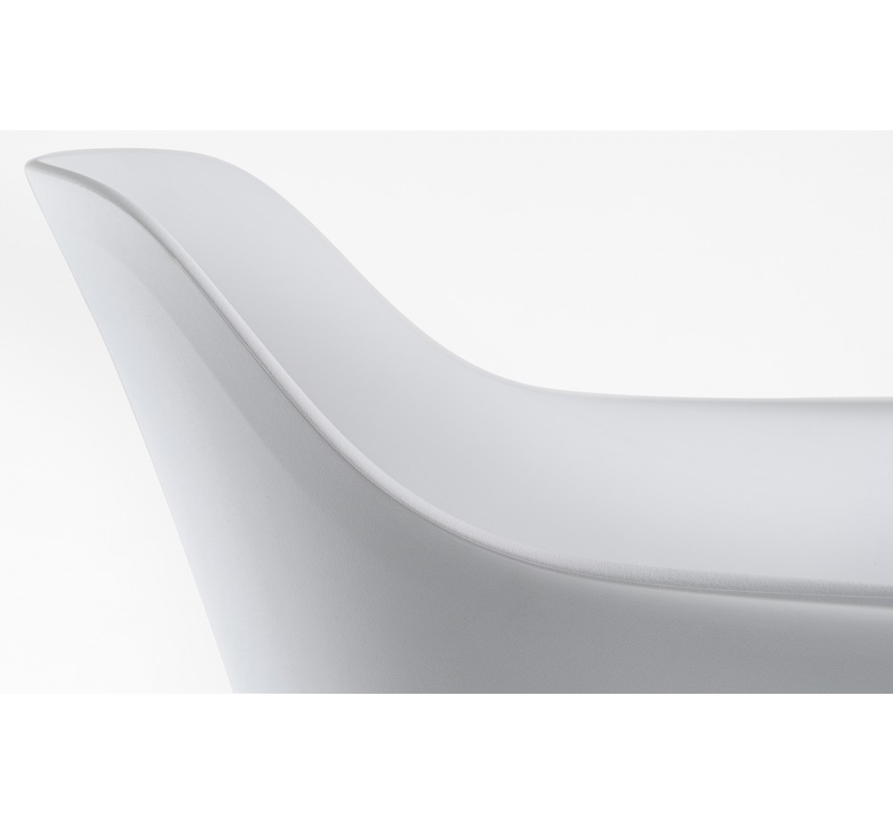 Babila XL 2754 armchair by Pedrali | Avant Garde