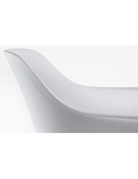 Babila XL 2754 πολυθρόνα της Pedrali | Avant Garde