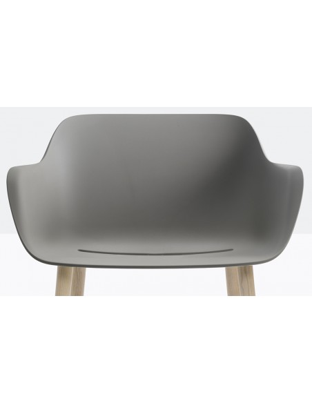 Babila XL 2754 armchair by Pedrali | Avant Garde