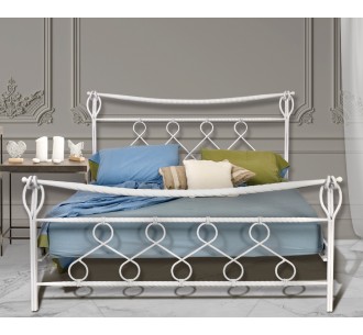 MC81 metal bed