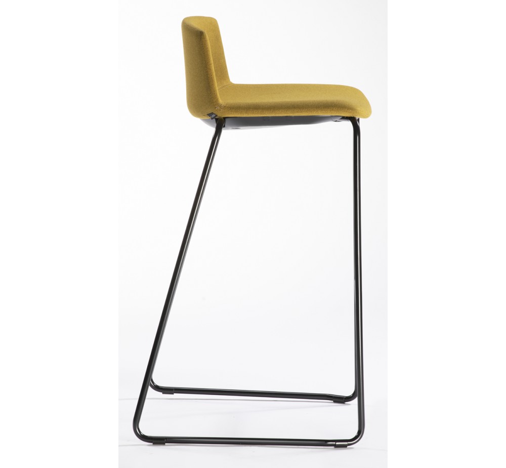 Jubel BST 76 upholstered σκαμπό bar της Gaber | Avant Garde