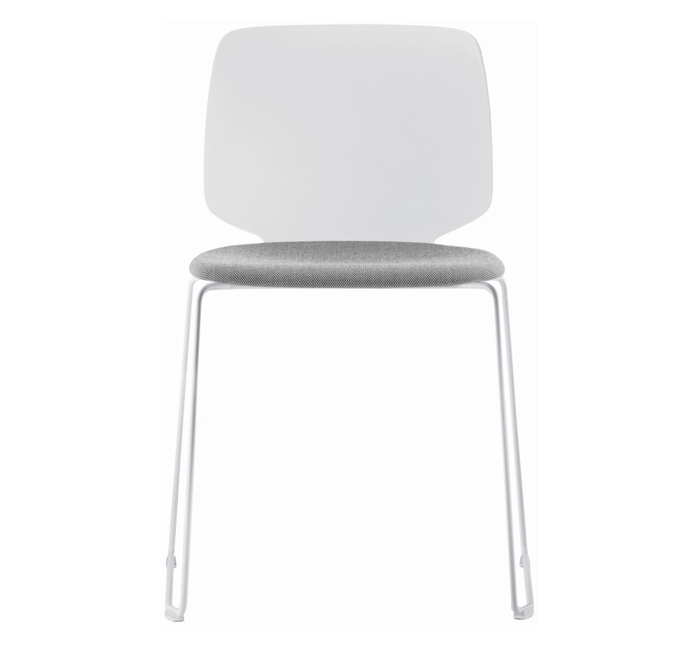 Babila 2740/A chair by Pedrali | Avant Garde