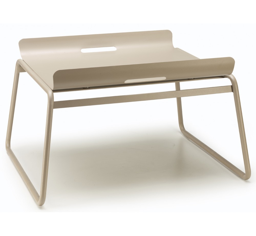 Lisa lounge art.2879 metal side table by SCAB | Avant Garde