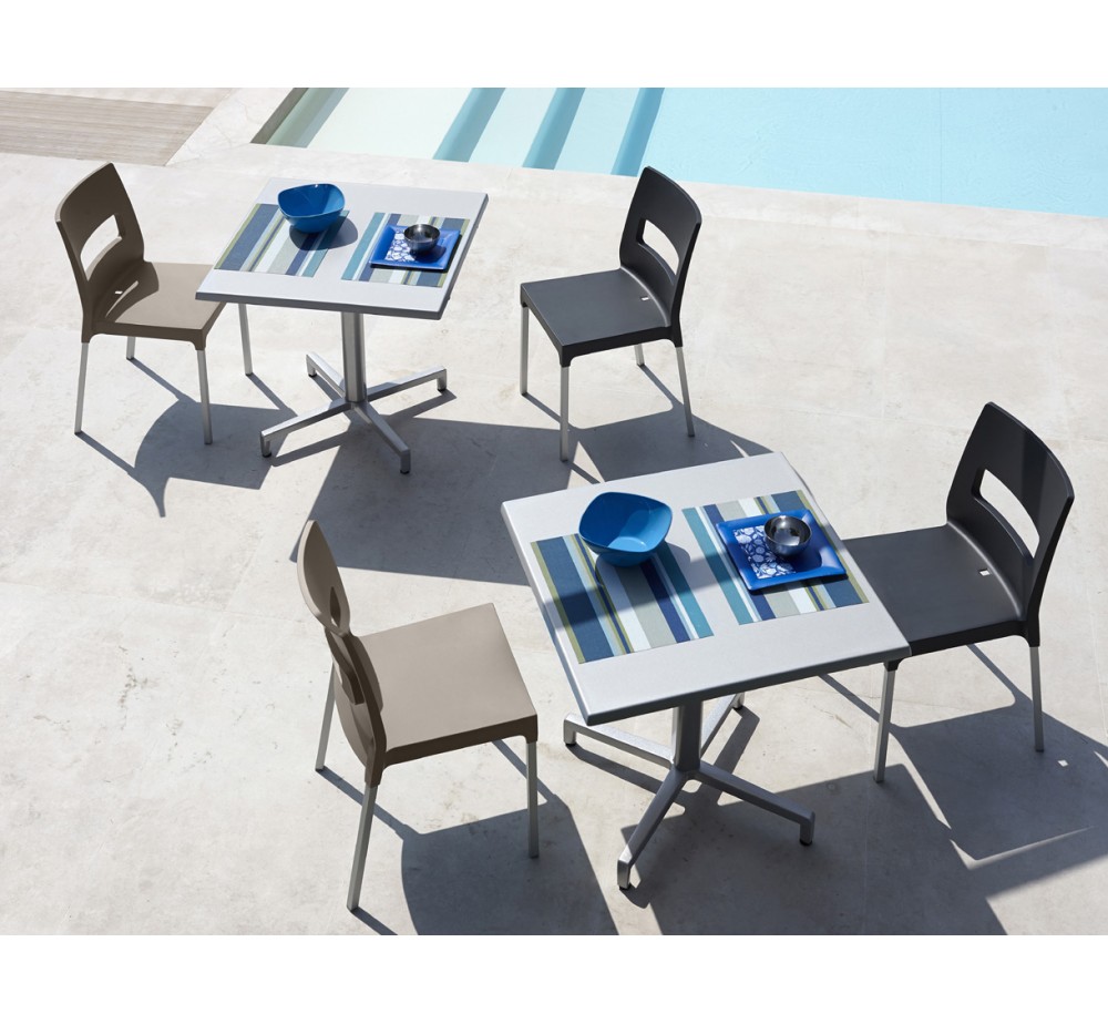 Maxi domino art.5110 aluminium base by SCAB | Avant Garde