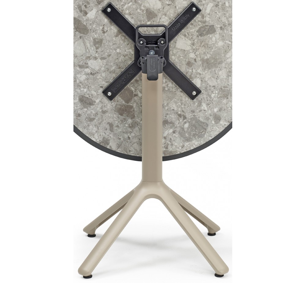Nemo art.5070 folding base table by SCAB | Avant Garde