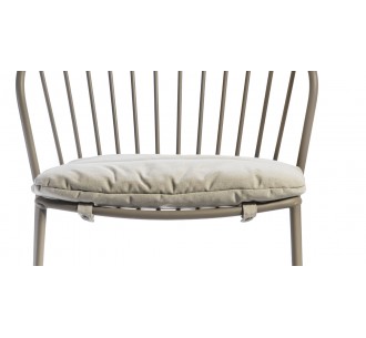 Amitha fat cushion by Gaber | Avant Garde 2