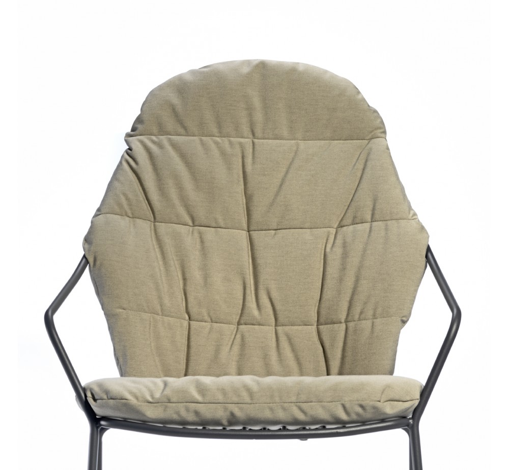 Amitha lounge fat seat & back cushion by Gaber | Avant Garde