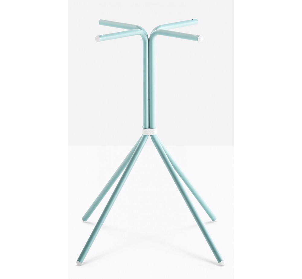 Nolita 5454 table base by Pedrali | Avant Garde