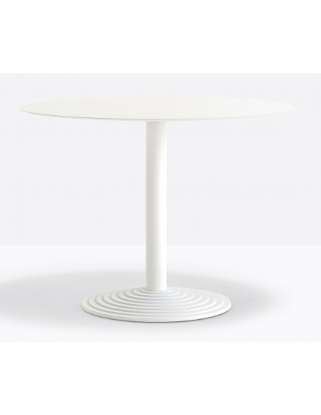 Step 4630 table base with adjustable feet by Pedrali | Avant Garde