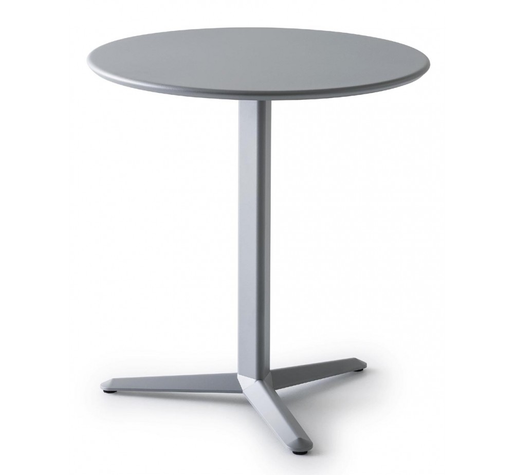 Arket 3 aluminium table base by Gaber | Avant Garde