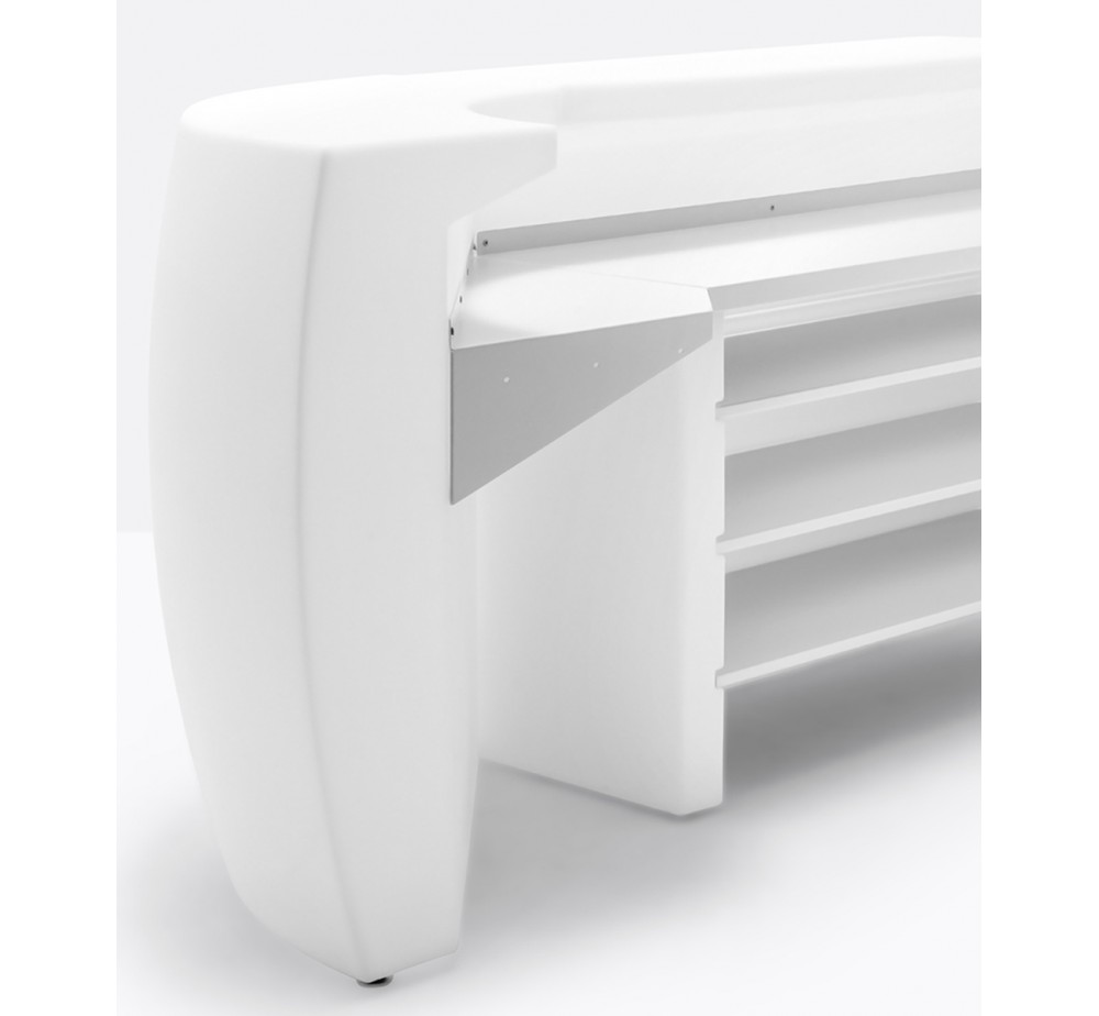 Igloo corner illuminated bar counter by Pedrali | Avant Garde