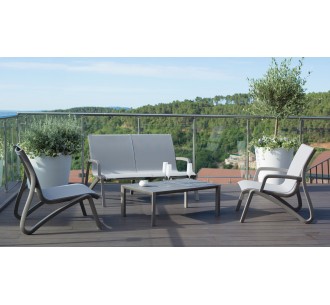 Sunset set with armrests by Grosfillex | Avant Garde - exclusive agent