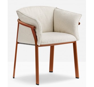 Lamorisse 3685 armchair