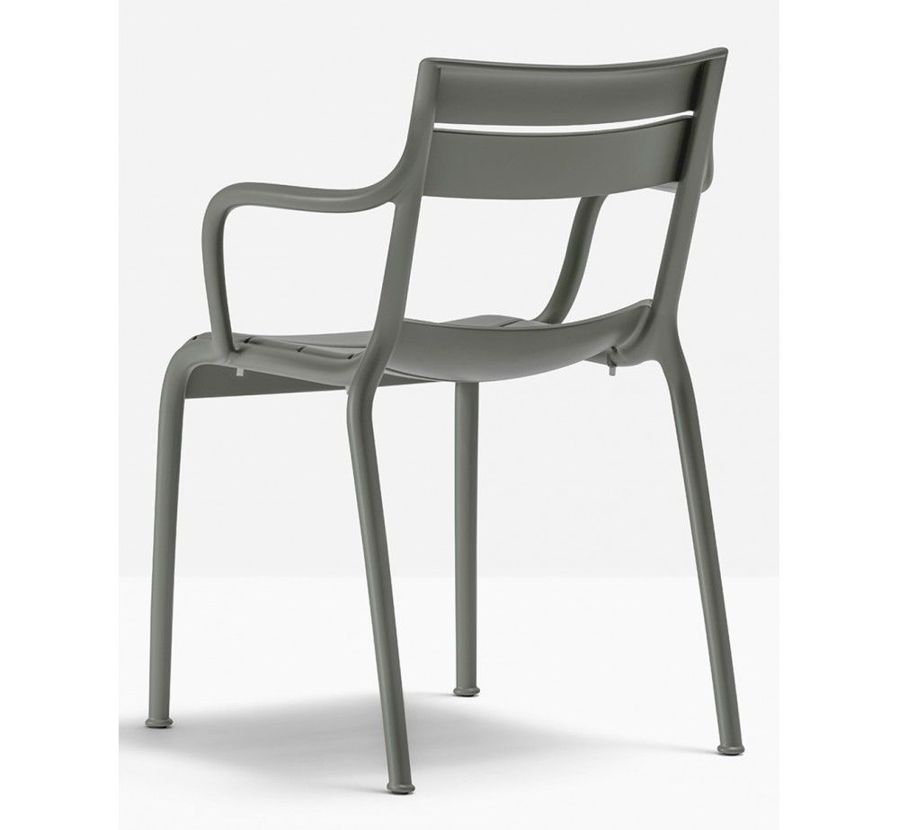 Souvenir 555 armchair by Pedrali | Avant Garde