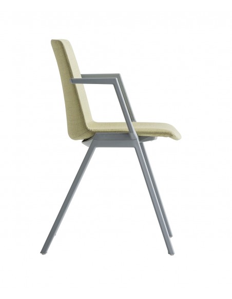 Jubel IVB upholstered chair with armrests by Gaber | Avant Garde