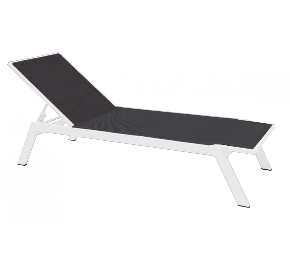 Kerr sunlounger - 2 years guarantee | Avant Garde